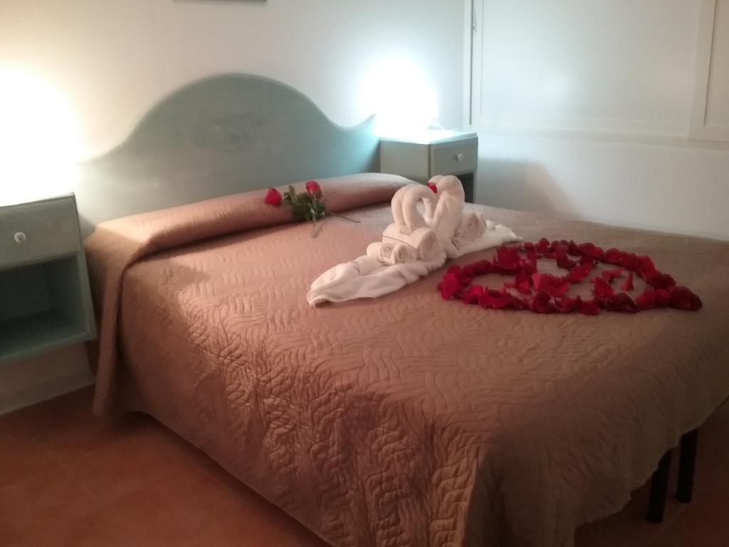 Villa Eden Home Holiday Santa Margherita di Pula Eksteriør billede